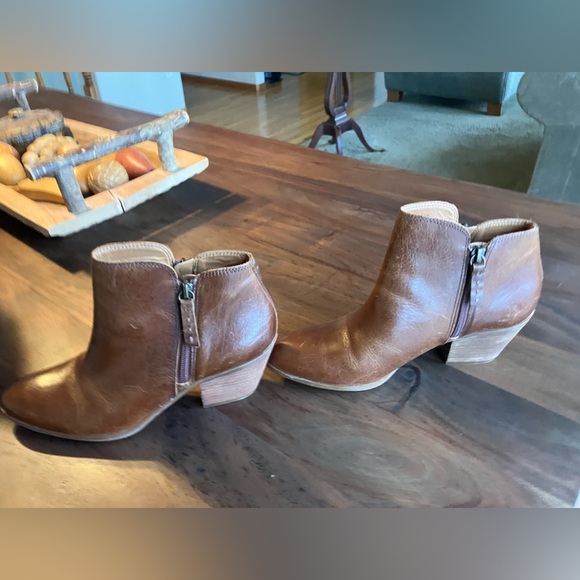 Frye & Co Judith Double Zip Booties Boots Cognac Size 8.5 - Picture 5 of 5